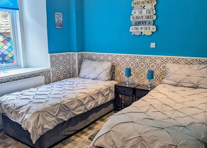 Commodore Guesthouse, Seaside Holiday Suites