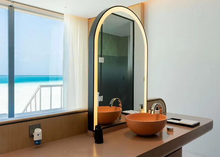 Hotel So/ Maldives Emboodhoo Lagoon