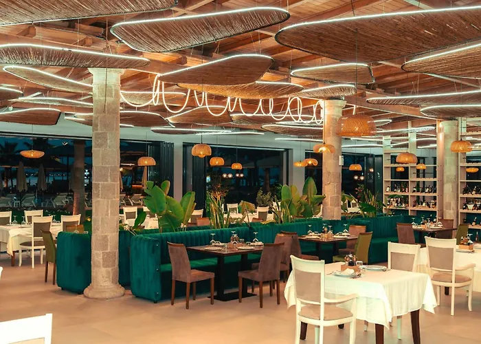 Bounty Hotel