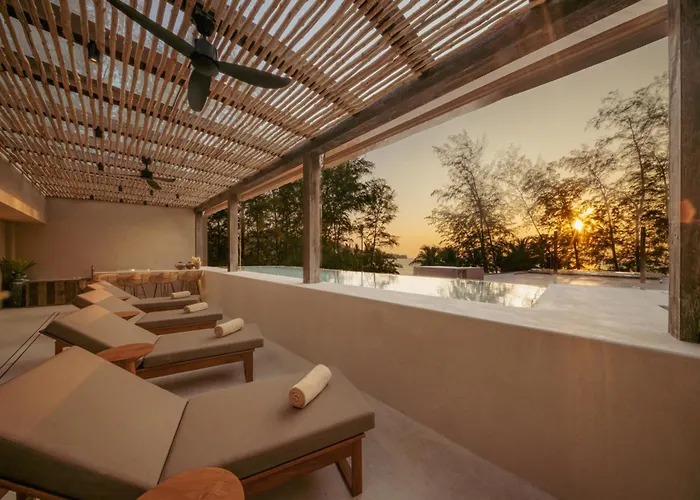 Cafe Del Mar Phuket - Suite & Penthouse Kamala Beach