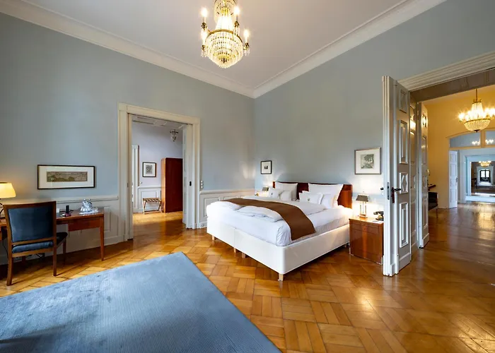 Schlosshotel Burg Schlitz Hohen-Demzin