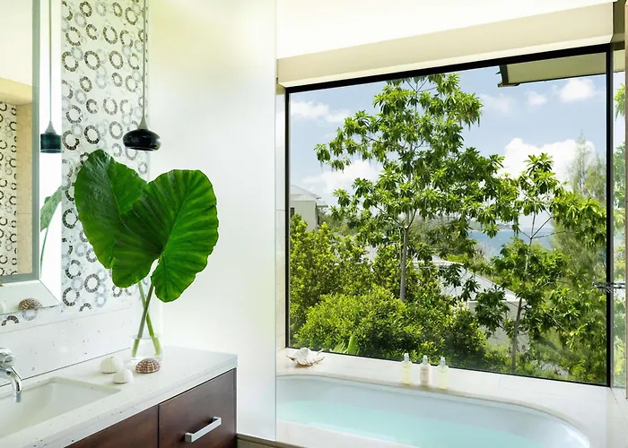 Hotel Raffles Seychelles à Anse Lazio