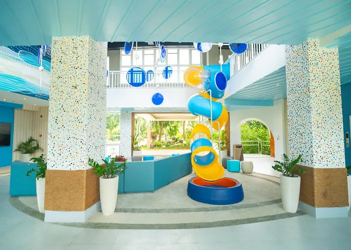 Solea Seaview Resort