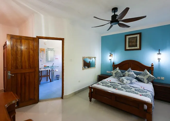 The Islander Hotel