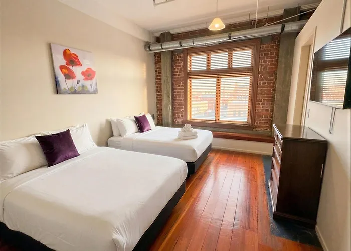 Aura Hotel