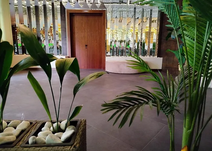 Green Tower Hotel