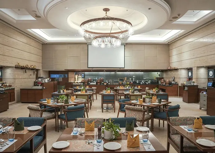 Grand Mercure Vadodara Surya Palace