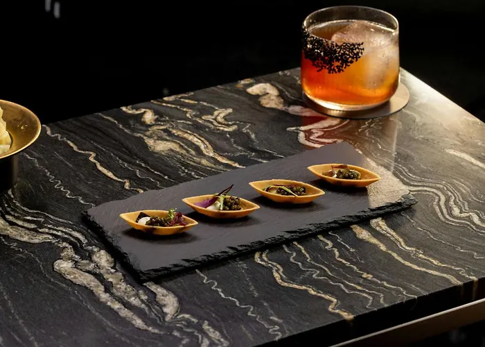 Ritz-Carlton,