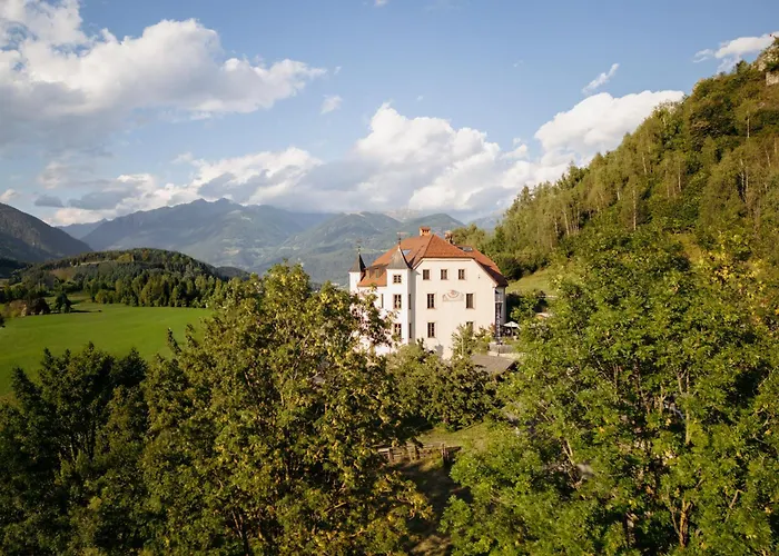 Castel Maurn
