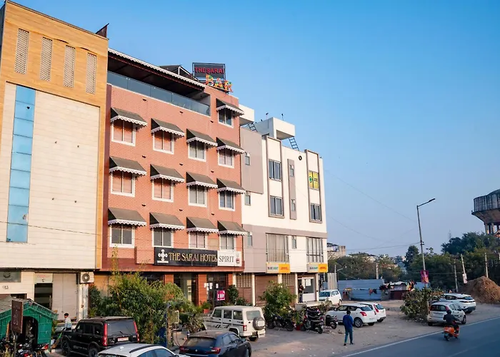 The Sarai, Hotel