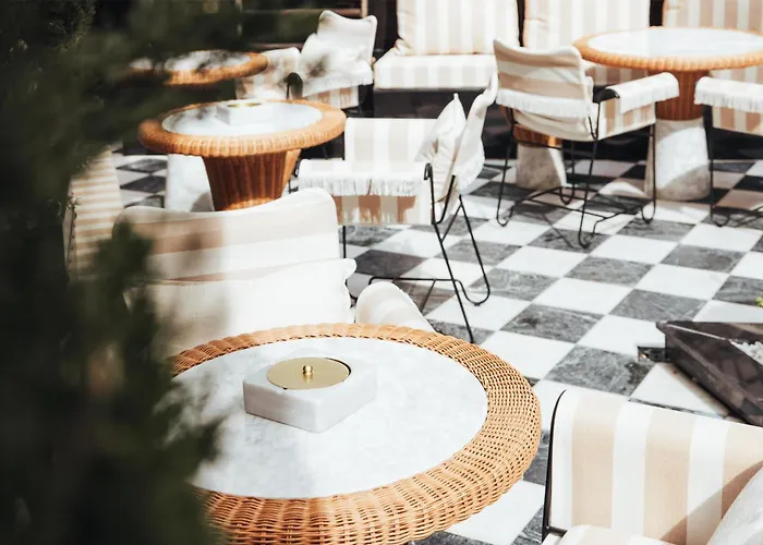 Hotel Sax Paris, Lxr Hotels & Resorts