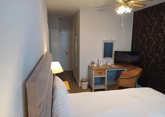 Castle Hotel