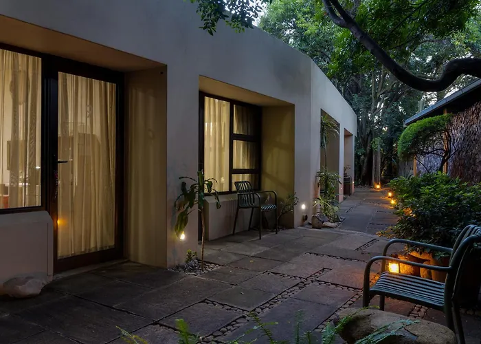 African Rock Hotel & Spa -"Relaxed Exclusivity" Kempton Park