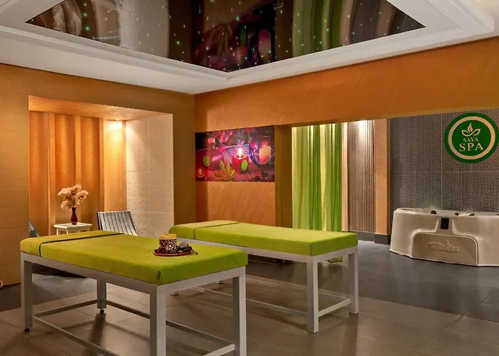 Movenpick Waterpark Resort & Spa Soma Bay