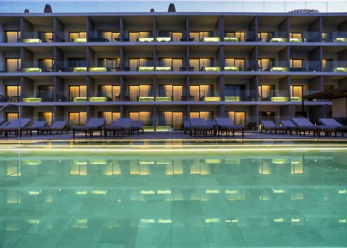 Niko Seaside Resort Mgallery (Adults Only)