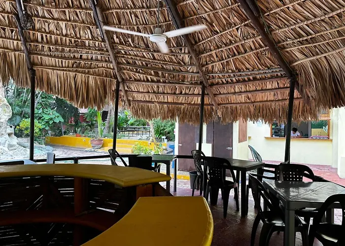 Hotel Bungalows y Cabañas Acuario