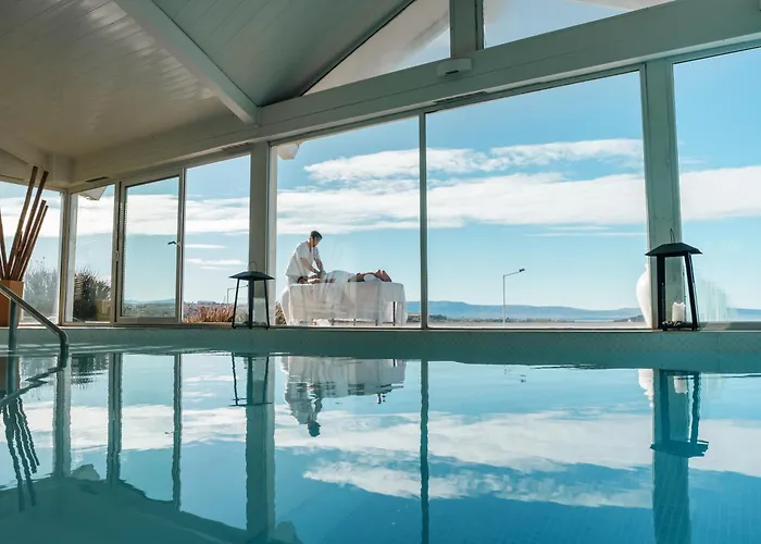 Xelena Hotel & Suites