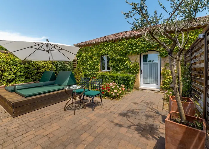 Hacienda Zorita Wine Hotel & Spa - Small Luxury Hotels