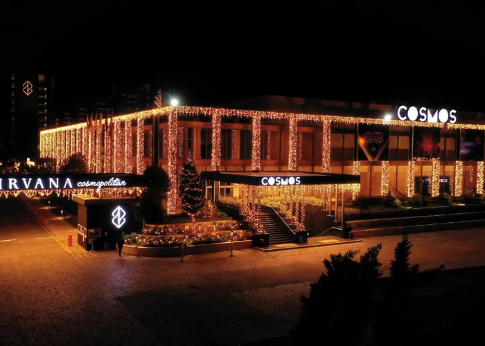 Nirvana Cosmopolitan Hotel - Convention & Sports Center