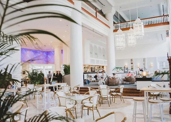 Pullman Cairns International