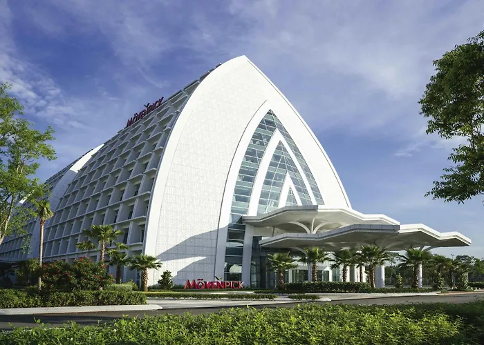 Movenpick Hotel & Convention Centre Klia