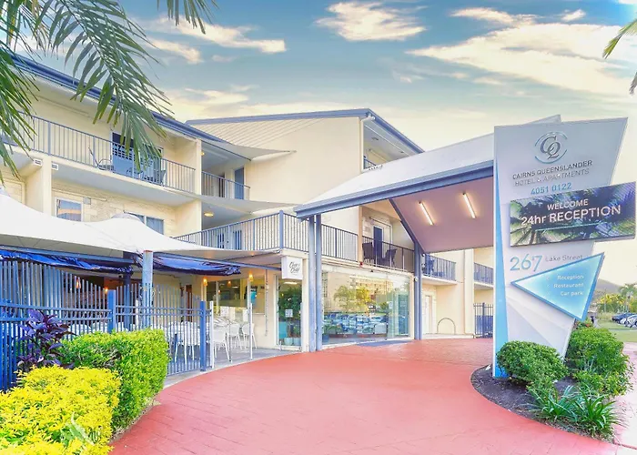 Cairns Queenslander Hotel & Apartments