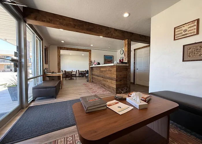 Four Corners Inn