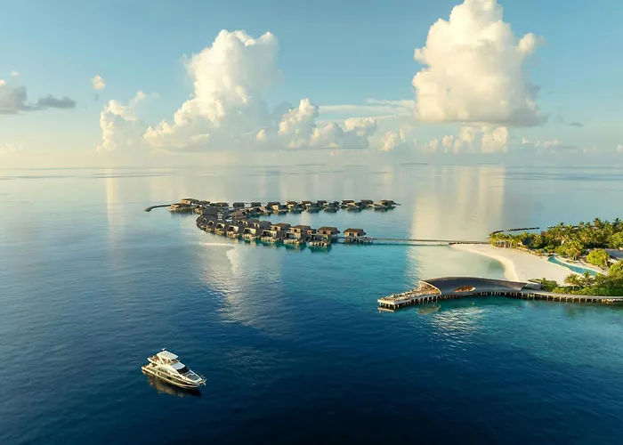 The St. Regis Maldives Vommuli Resort