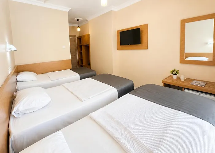 Yaman Life Hotel