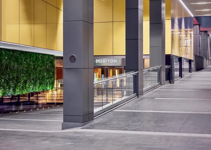 Meriton Suites Campbell Street,