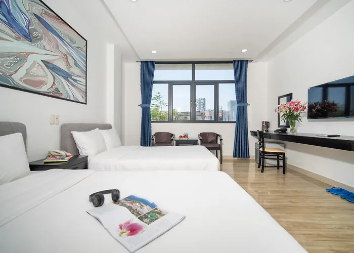 La Maison Danang Beach Hotel
