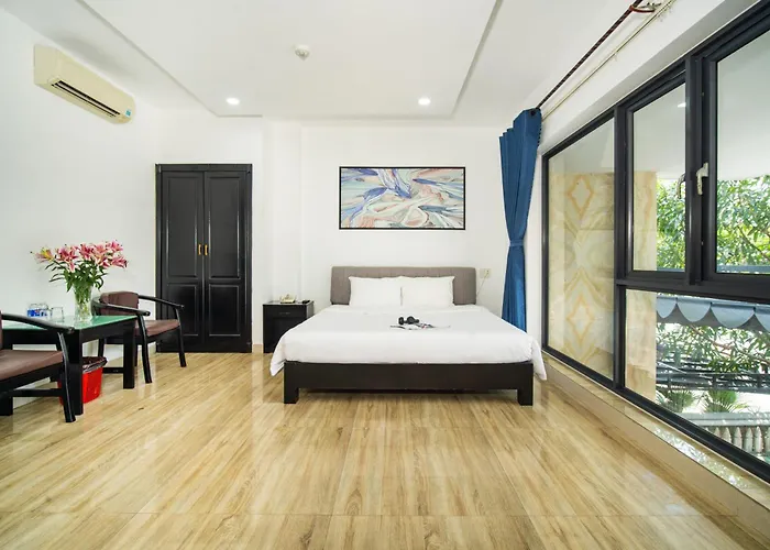 La Maison Danang Beach Hotel