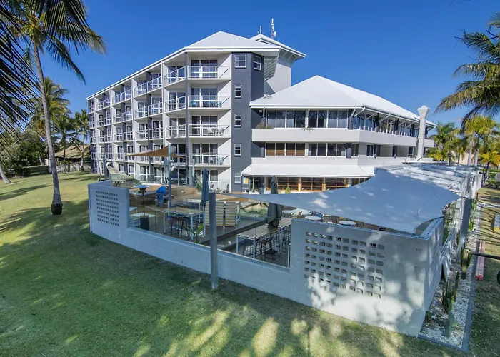 Ocean International Hotel