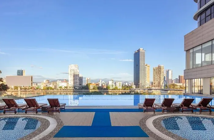 Melia Vinpearl Danang Riverfront