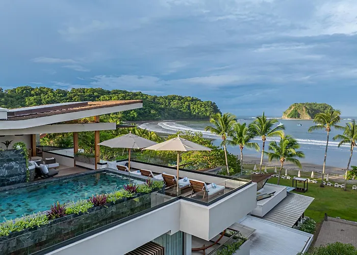 Azura Beach Resort (Adults Only)