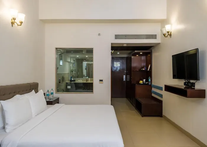 Golden Tulip Candolim, Goa