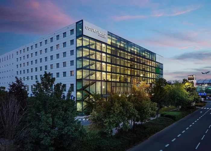 Courtyard By Marriott Prague Airport