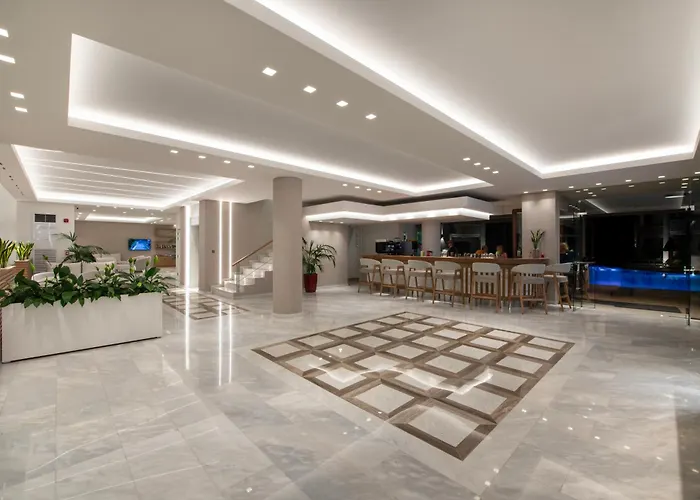 Creta Palm Resort Hotel & Apartments