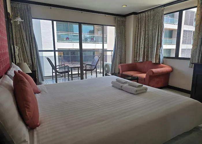 Mike Beach Resort