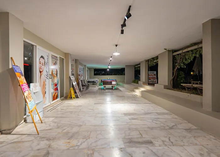 Begonville Hotel (Adults Only)