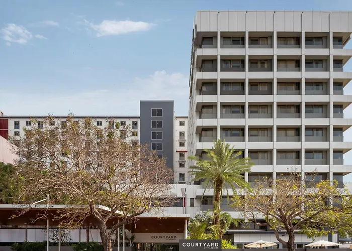 Courtyard By Marriott