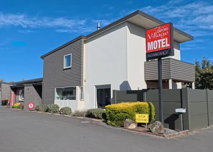 Oxford Village Motels