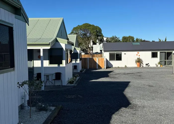 Bay Cottages