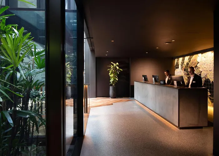 West Sydney, Curio Collection By Hilton