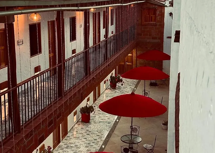 Hotel Santa Laura