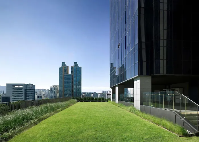 Sofitel Ambassador Seoul Hotel & Serviced Residences