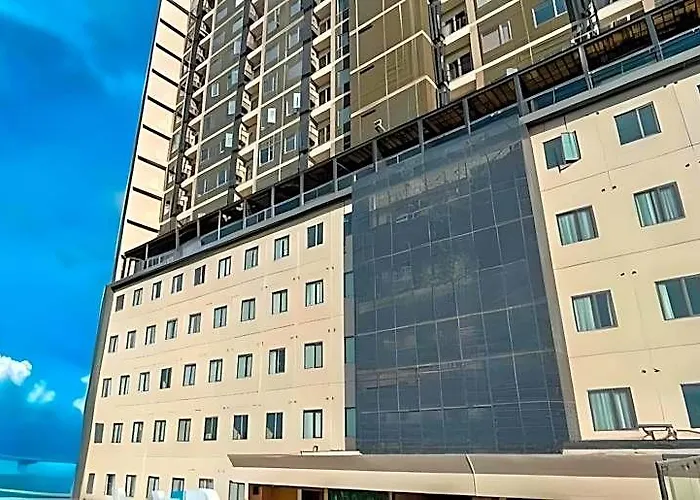 Uma Hotel And Residences