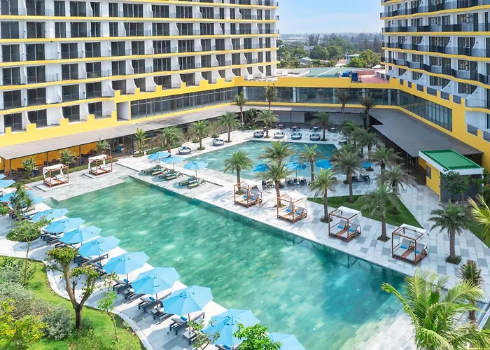 Wyndham Hoi An Royal Beachfront Resort & Villas