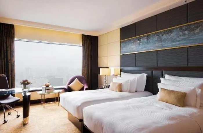 Starworld Hotel