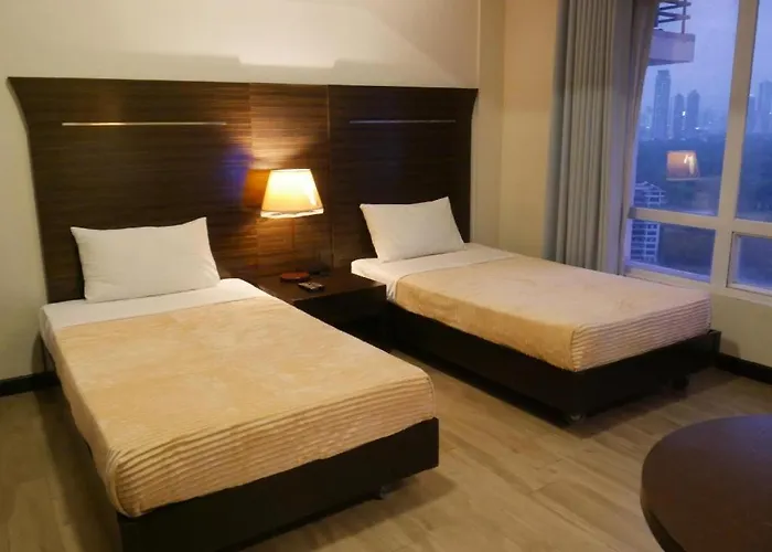 Lancaster Hotel Manila